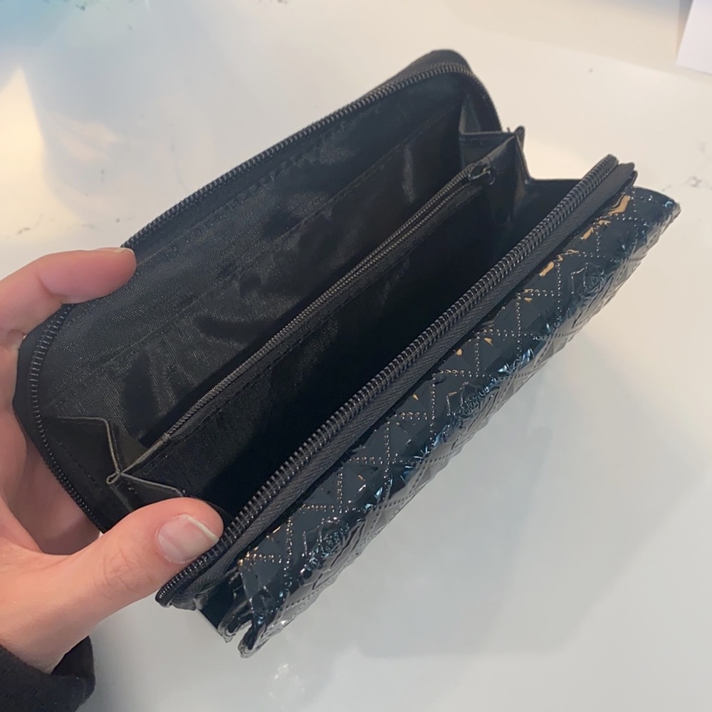 Wallet - Picture 3 of 4
